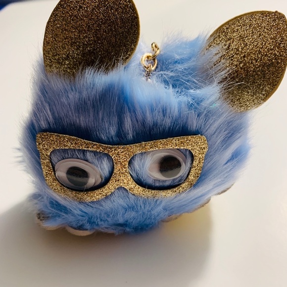 Adorable Blue/Gold Kitten key chain - Picture 6 of 6